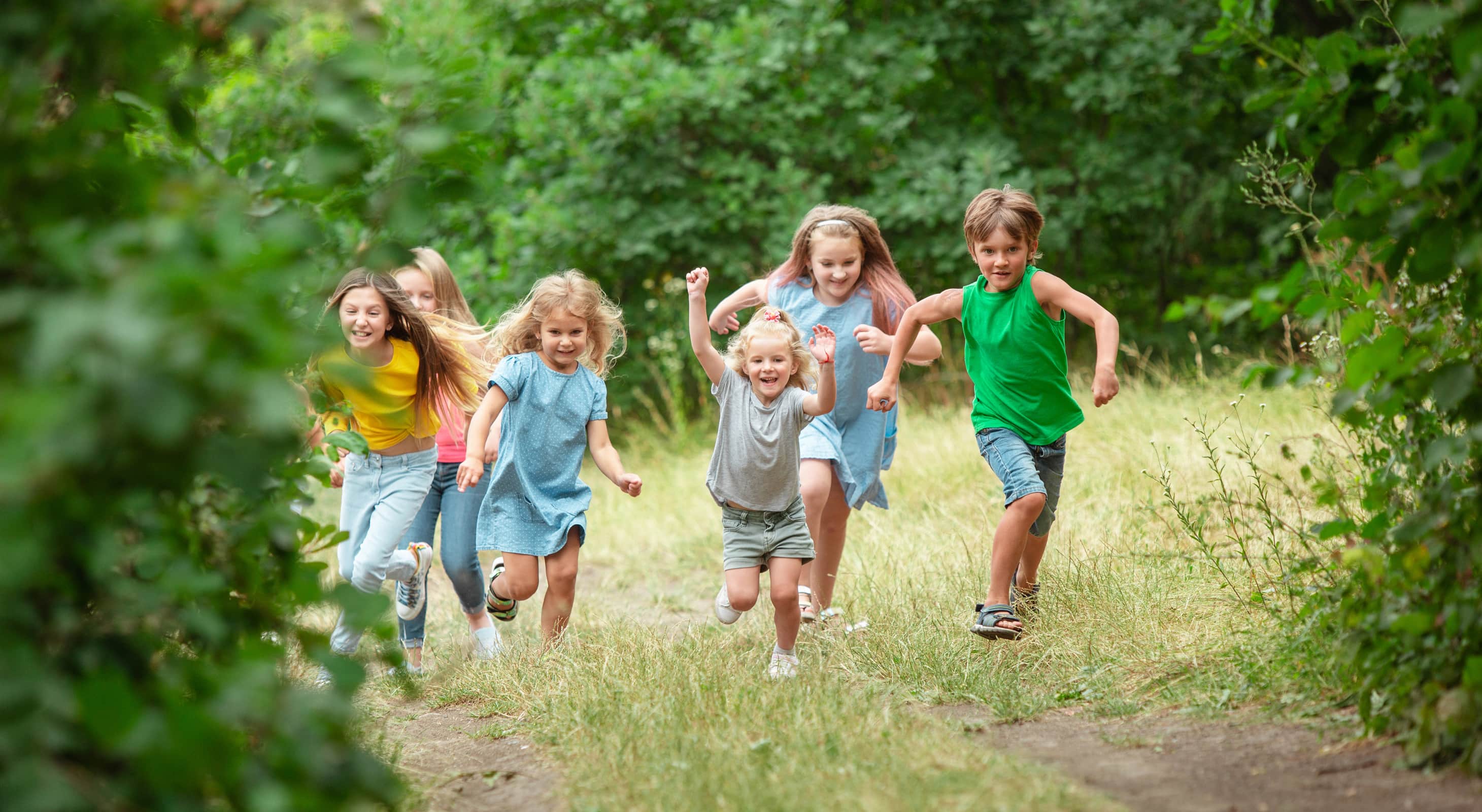 Kids running at family reunion in Waitsfield Vermont