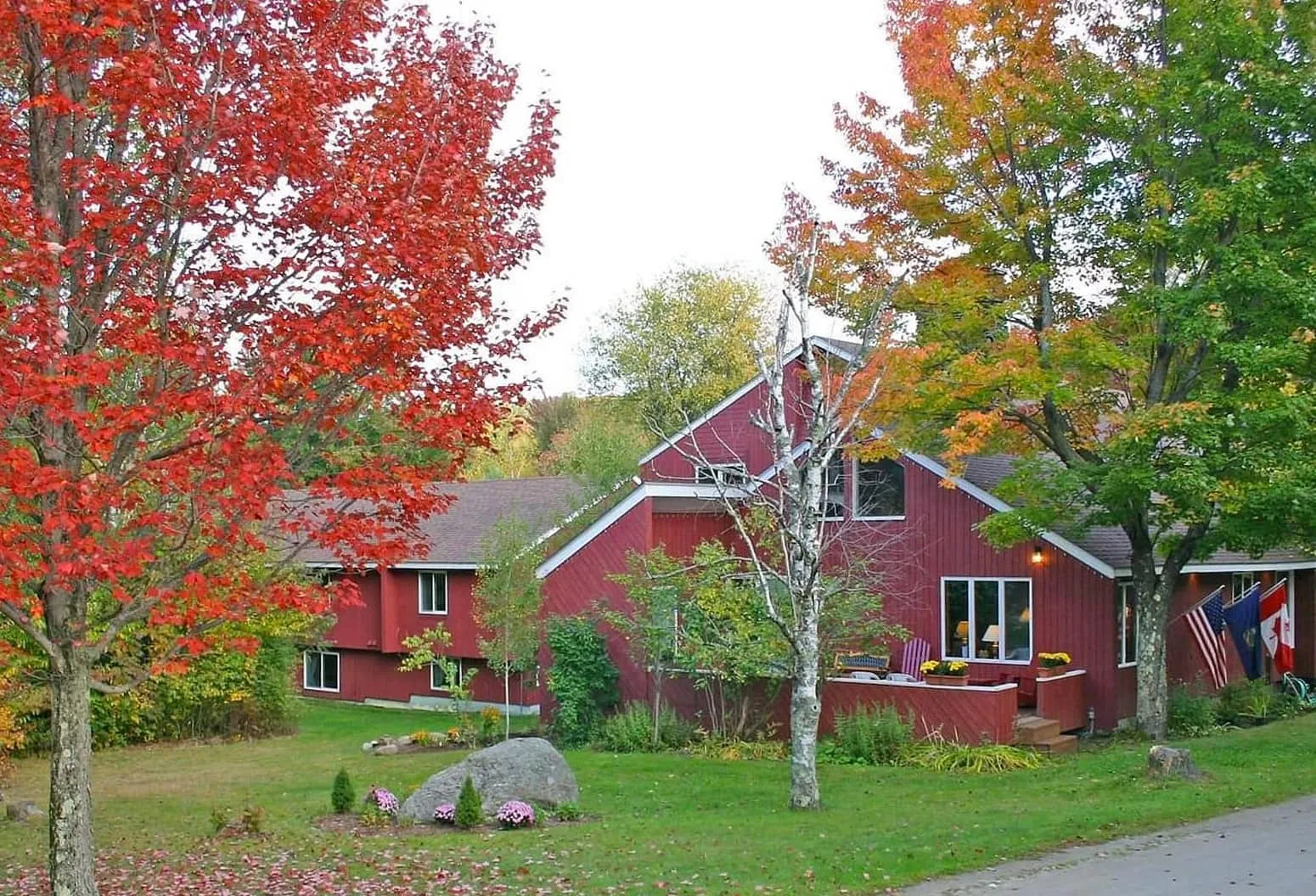 White Horse Lodge old exterior